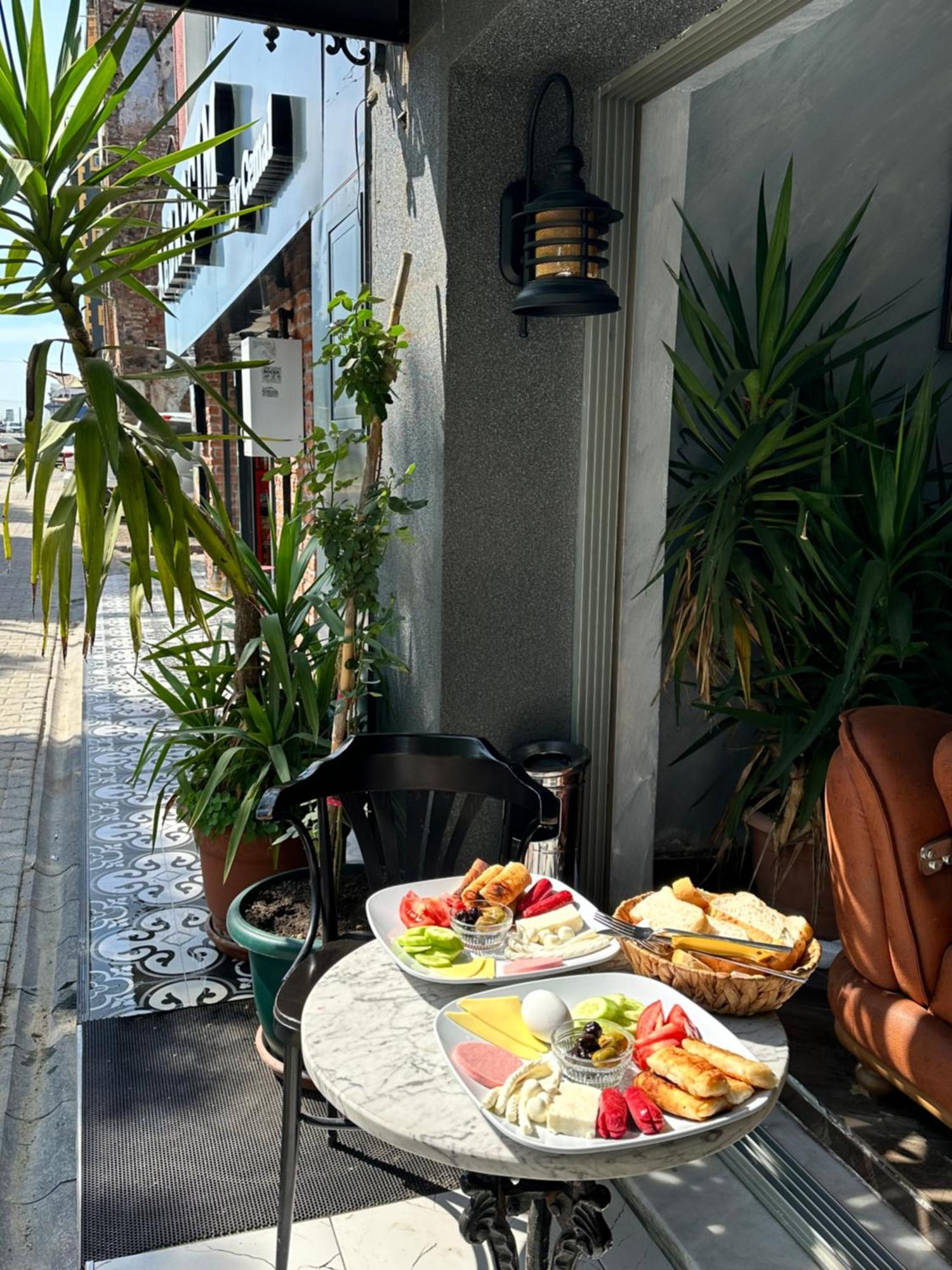 Avrasyaqueen Hotel Istanbul Ngoại thất bức ảnh