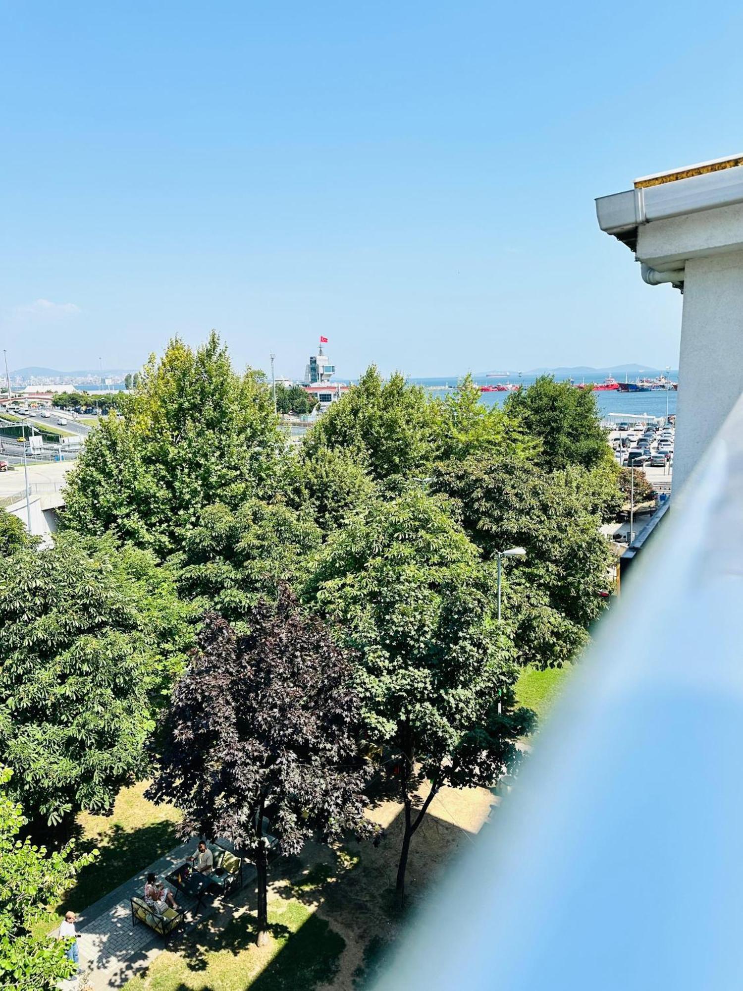 Avrasyaqueen Hotel Istanbul Ngoại thất bức ảnh